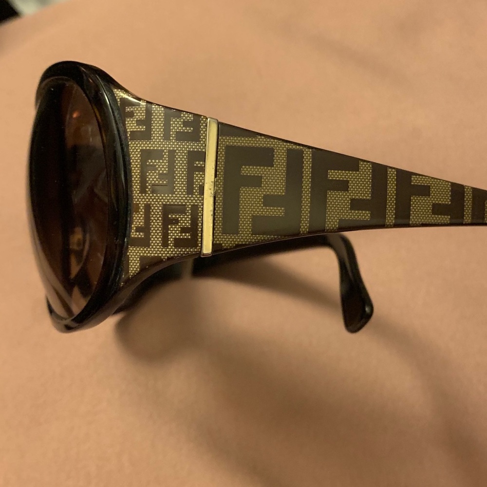 Fendi Sunglasses F print